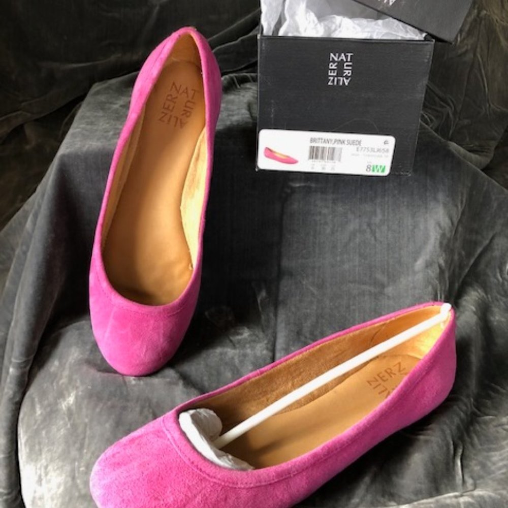 Naturalizer Suede Flats
